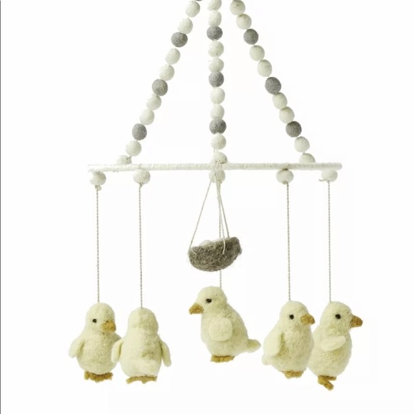 Petit Pehr Chick Mobile - Picture 1 of 4